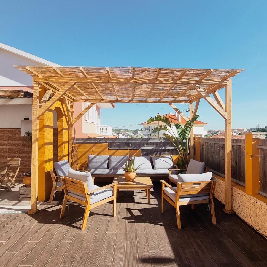 Tika Surf Camp Ericeira Hotel Carvoeira Exterior foto